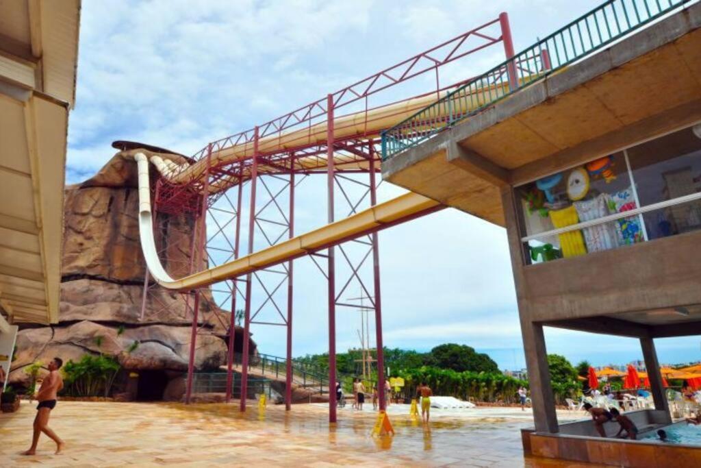 Piazza Diroma Acqua Park, Requinte E Diversao Калдас-Новас Экстерьер фото