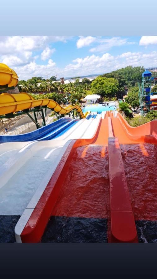 Piazza Diroma Acqua Park, Requinte E Diversao Калдас-Новас Экстерьер фото